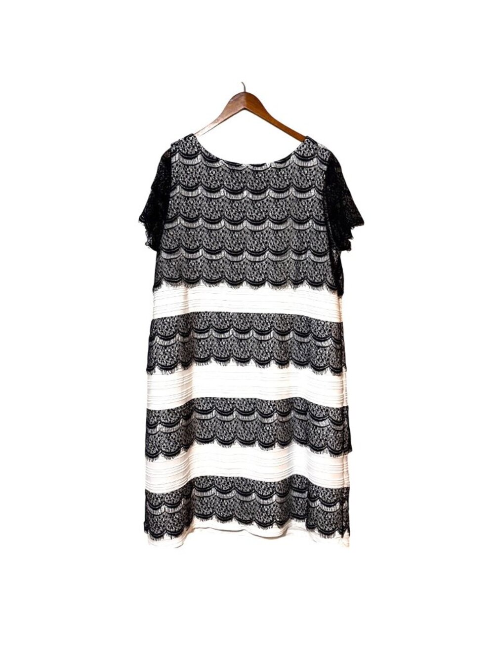 Black & White Lace Overlay Dress By Catherines 2X 22/24W Polyester/Spandex Blend - Picture 3 of 5